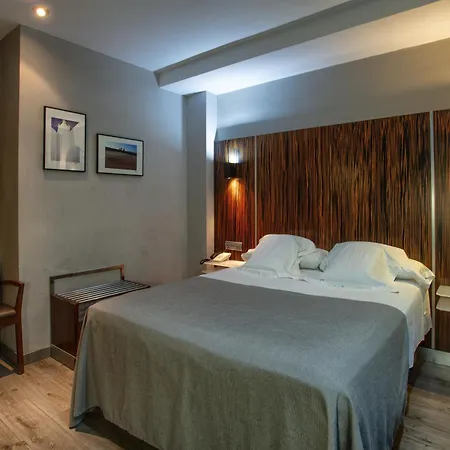 格兰大道酒店 3* 萨拉戈萨