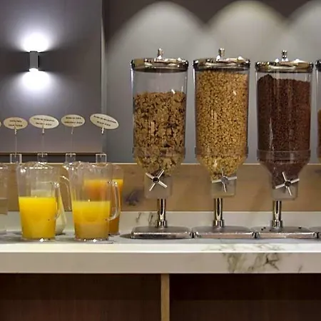 Hotel Gran Via Saragozza