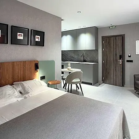 Hotel Gran Via 3*