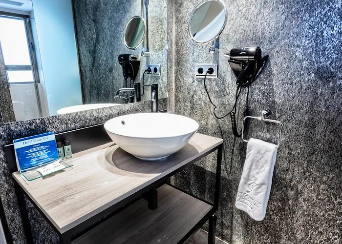 Gran Via 3* Saragoça