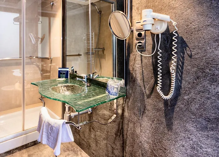 Gran Via 3* Saragoça