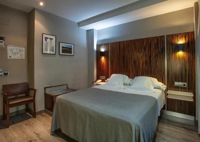 Gran Via 3* Saragoça